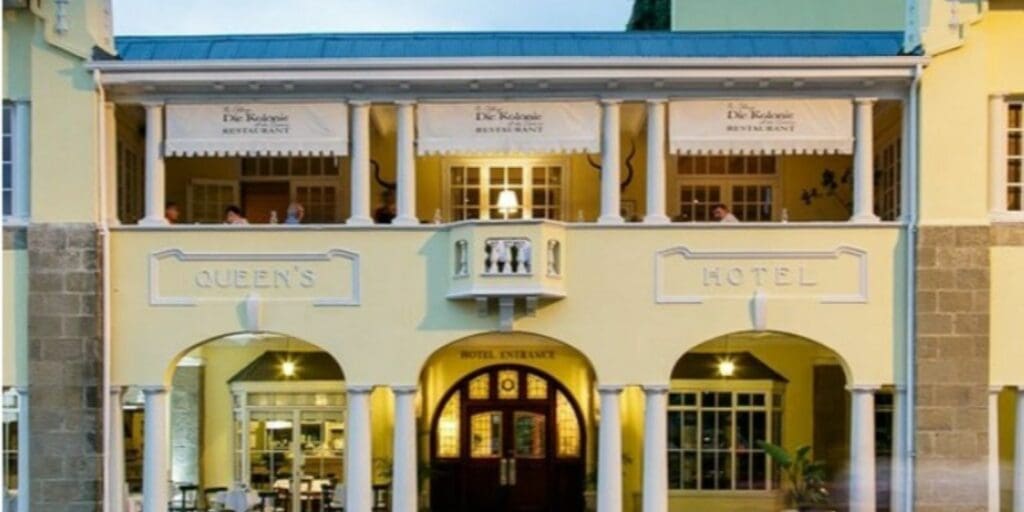 Queens hotel