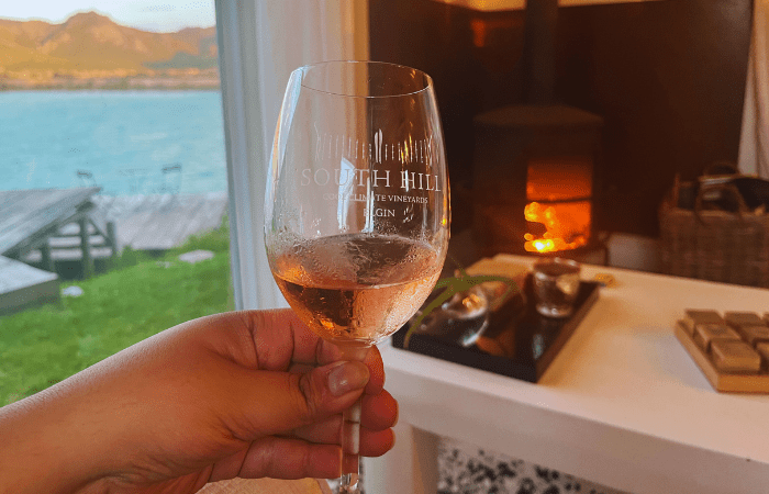 farm stay south hill vineyards elgin