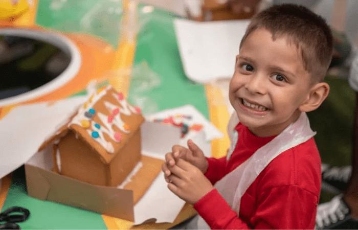 Build your own gingerbread house