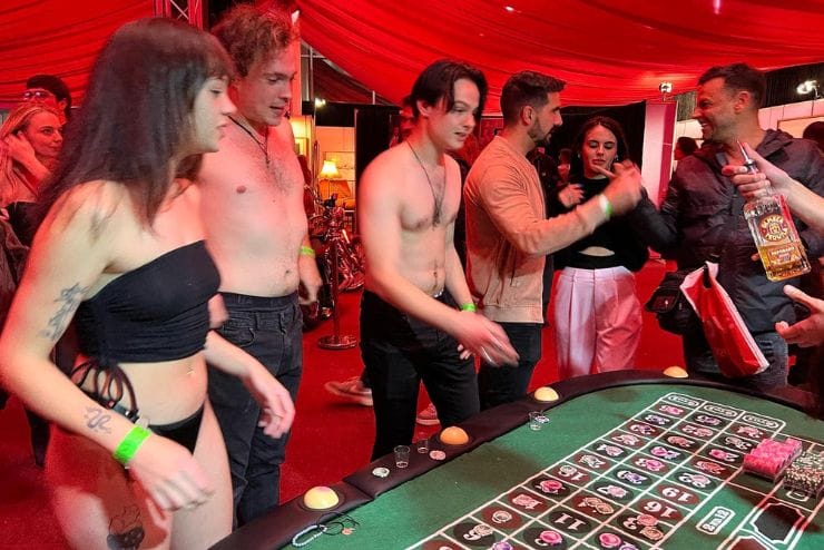 sex expo vegas strip naked casino 
